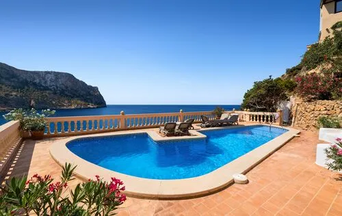 2 Bedrooms in Port Andratx — photo 8