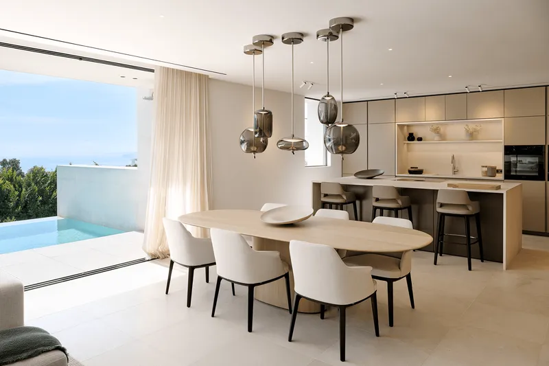 Villa with pool and sea views in Portals Nous — photo 9