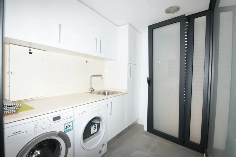 Central renovated 3-story town house in Llucmajor — photo 4