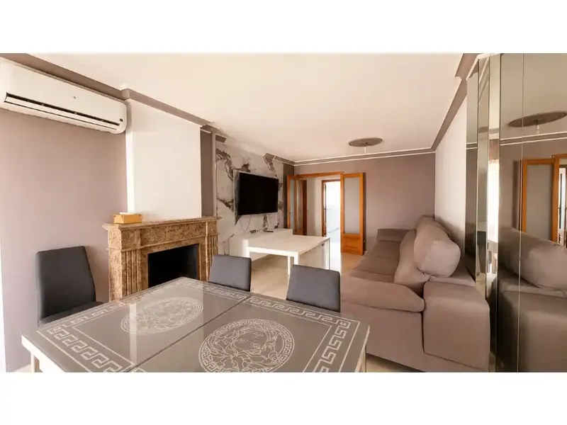 4-bedroom apartment in the center of Son Ferriol €635,000 — photo 2