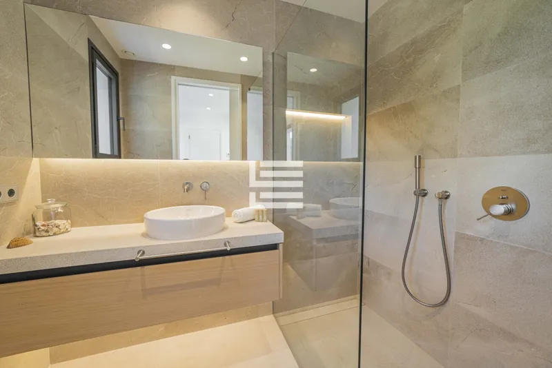 Exclusive Contemporary Villa for Sale in Bonaire, Alcúdia — photo 12
