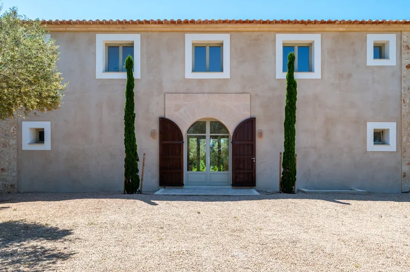 Impressive natural stone finca in Sa Rapita on a large plot, close to Es Trenc beach — photo 4