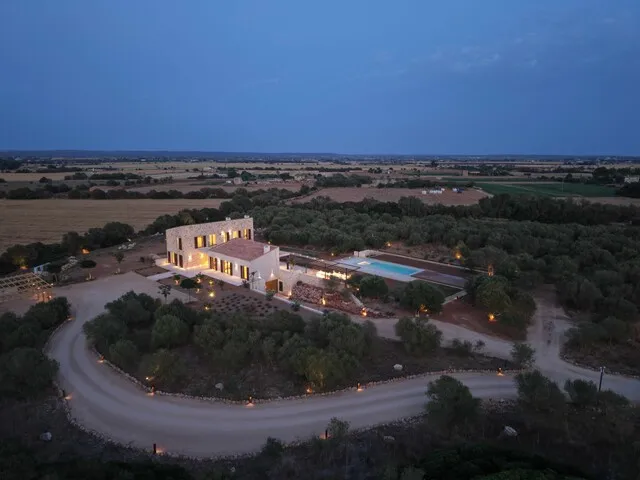 Luxury stone finca in Campos — photo 1