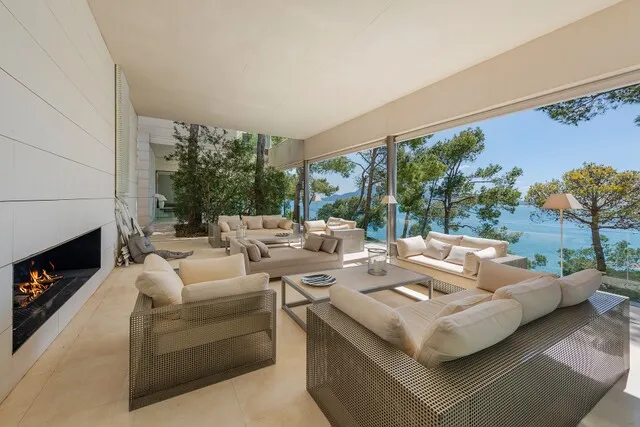 Grand seafront estate with panoramic views for sale in Formentor, north Mallorca — photo 8