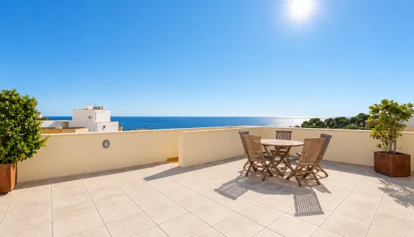 Penthouse in Bendinat — photo 1
