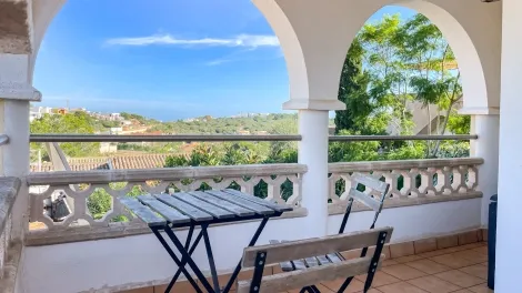 Modern semi-detached house with two bedrooms, garden, large terrace area and distant sea views — photo 2