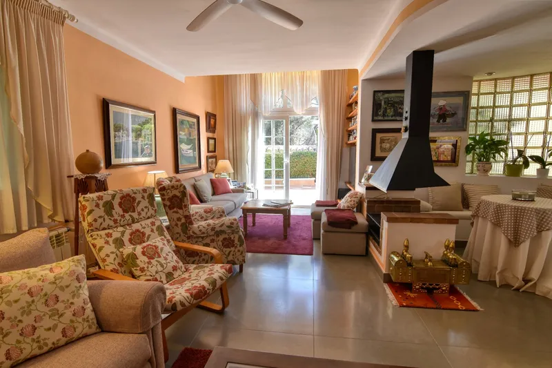Semi-detached house for sale in Bendinat — photo 3