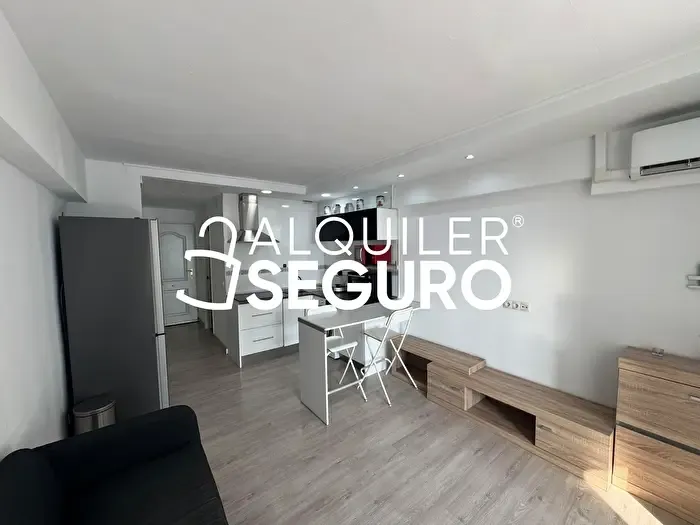Casa en alquiler en Centre, Plaça dels Patins — photo 3