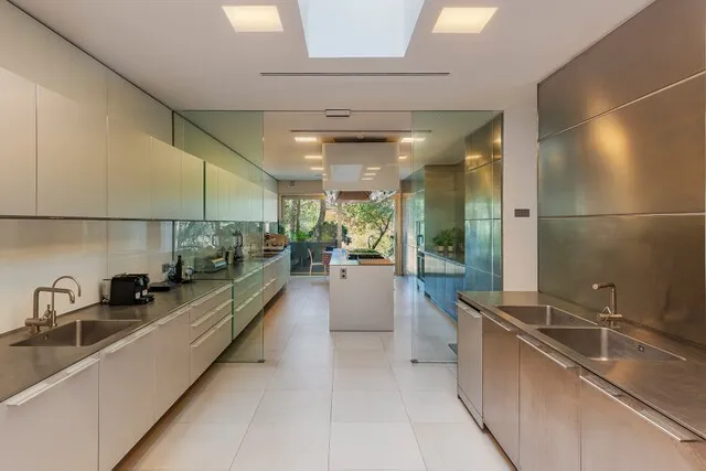 Grand seafront estate with panoramic views for sale in Formentor, north Mallorca — photo 11
