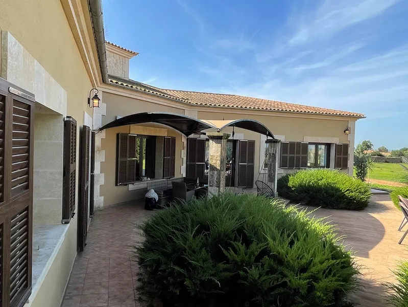 Spectacular 4 bedroom country house with views to the countryside and pool, Ses Salines — photo 3