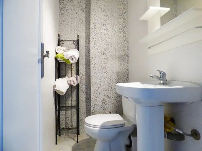 Muy bonito apartamento en el puerto deportivo Club Na&uacute;tico de Santa Ponsa. Este hermoso apartamento tiene aproximadamente 70 m2 de su — photo 10