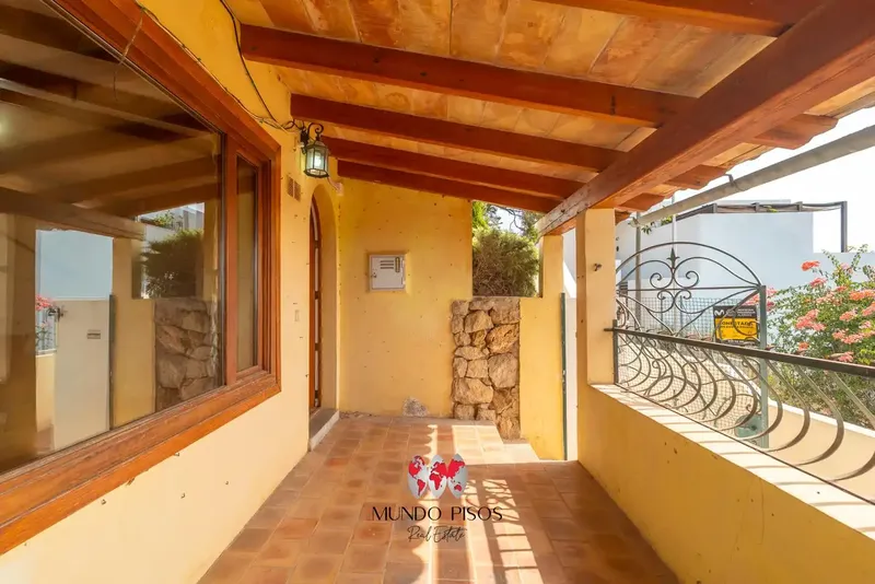 Charming townhouse to renovate with outdoor spaces and sea views in Génova, Palma de Mallorca, Balearic Islands — photo 11