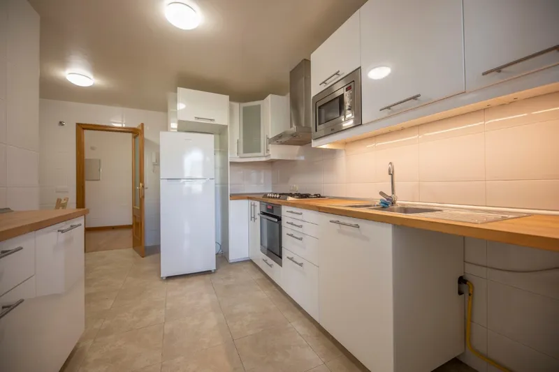 Large modern apartment with terrace and community pool in Sóller for longterm rent — photo 8