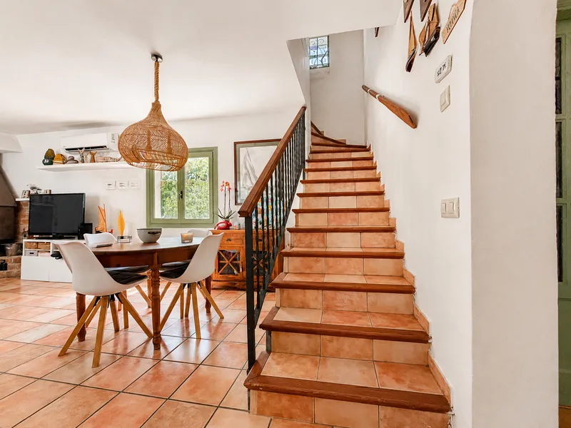 Investment villa with large plot and renovation potential in Nova Santa Ponsa Mas — photo 8
