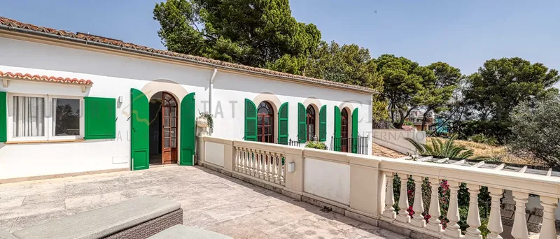 Exceptional completely renovated villa in Cala Major with sea views — photo 10