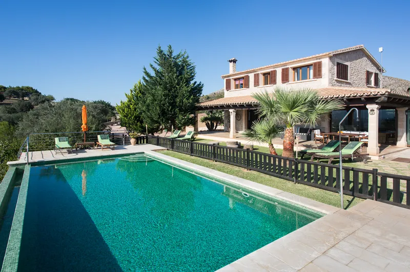 House, rustic estate, Puerto de Alcudia — photo 1