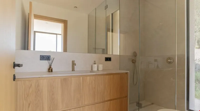 Sophisticated newly built villa with panoramic sea views for sale in Costa d’en Blanes — photo 4