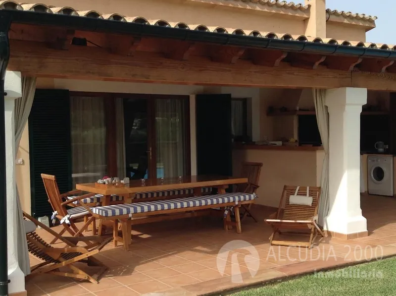 Villa — photo 6