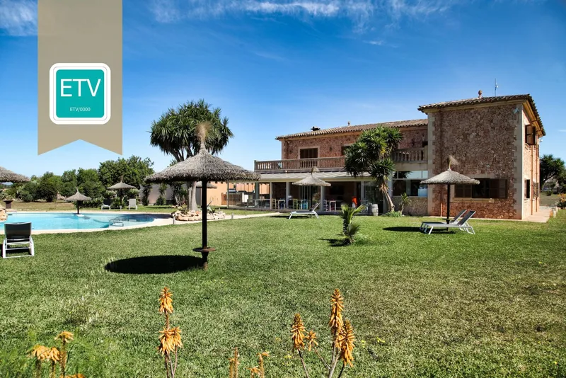 Stately natural stone finca in Llucmajor with large garden & pool and vacation rental license! — photo 1
