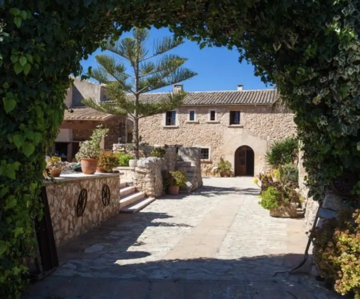 Traditional Mallorcan country house with tourist license for 10 people just a few minutes [...] — photo 7