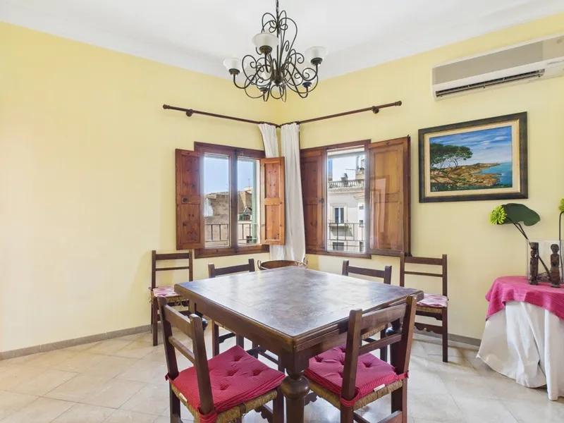 Two-Bedroom Apartment with Character in the City Centre - Temporary Contract — photo 5