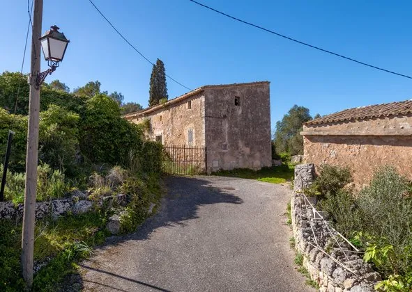 Country house in Santa Eugenia — photo 3