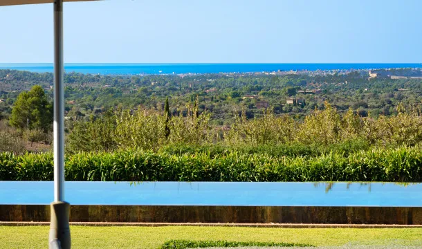 An Exclusive Estate in Santa Maria: Privacy, Tradition, and Contemporary Comfort — photo 8