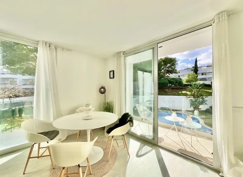 Modern 4 bedroom apartment in Palmanova - 3 minutes walk to the... — photo 7