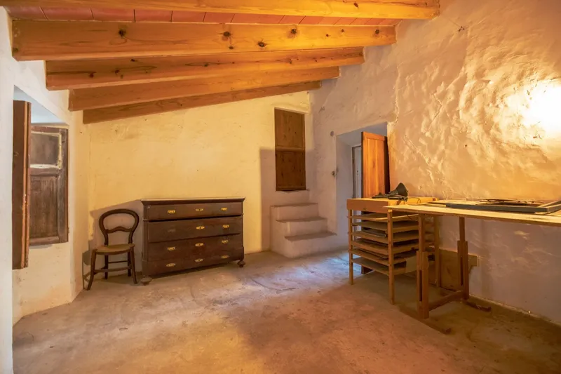 Property to renovate in Deià centre — photo 12