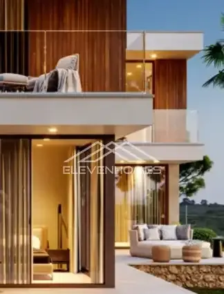 In the residential area of Son Gual II, a young and quiet neighborhood surrounded by green areas, this luxury villa with contemporary lines stands — photo 6