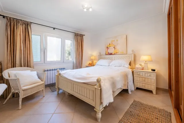Exclusive Seafront Penthouse for Sale in Ses Covetes, Southeast Mallorca — photo 11