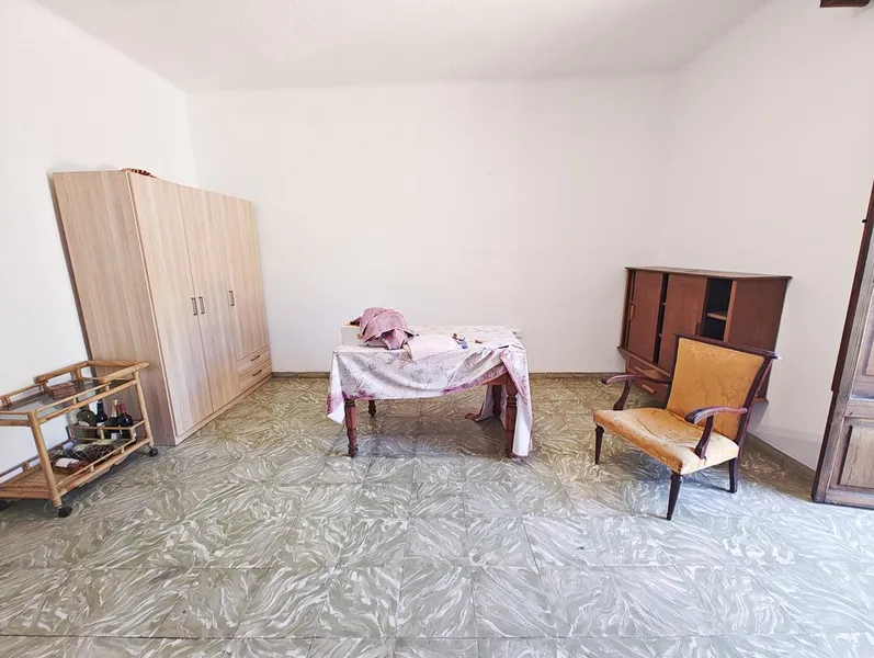 House for sale in Sóller with large 1,000 m² garden and mountain views — photo 11