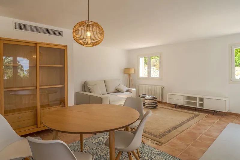 Spacious villa on Sa Punta in Portocolom with sea views — photo 8