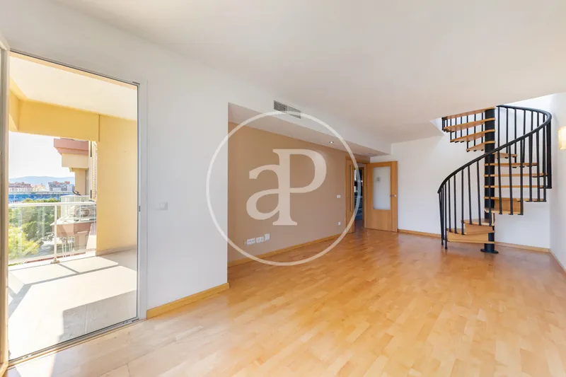 Exclusive Penthouse for Sale in Llevant — photo 4