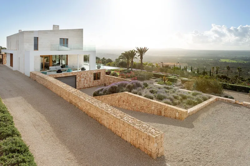Fantastic property in modern finca style with far-reaching and sea views — photo 8