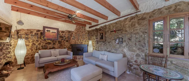 Traditional village house in Andratx with panoramic views as far as the port of Port Andratx — photo 2