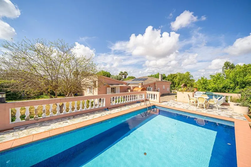 Detached House in Palma de Mallorca, Province of Balearic Islands — photo 1