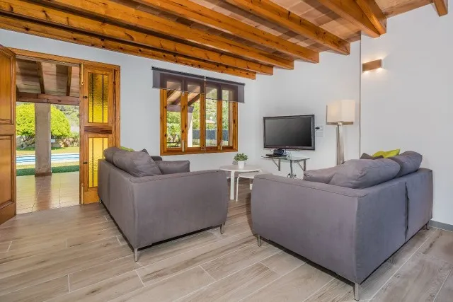 Charming farmhouse with holiday rental license in Pollensa, Mallorca — photo 8