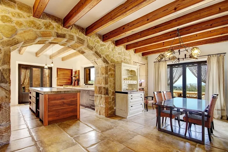Beautiful country home with unobstructed views of the evergreen nature — photo 10