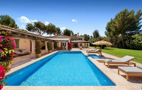 5 Bedrooms in Santa Ponsa — photo 1