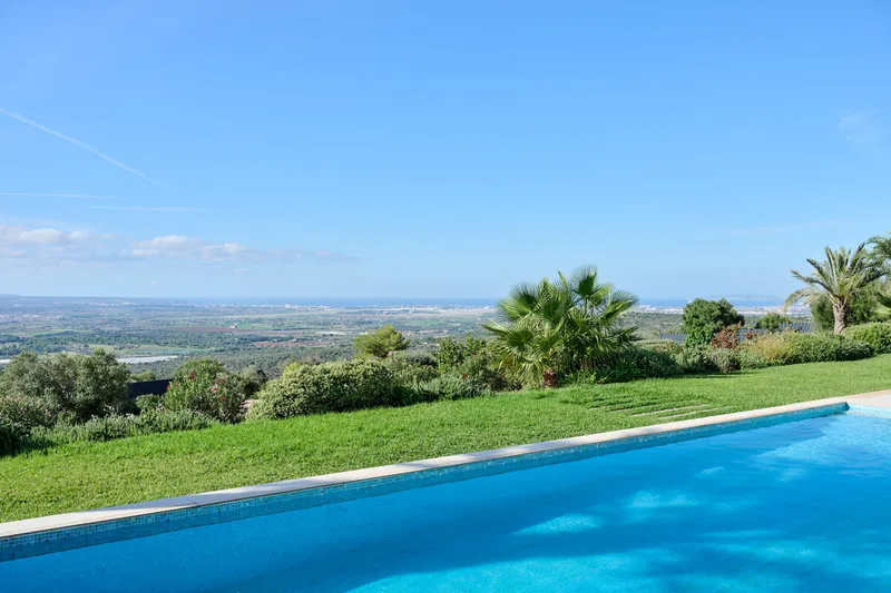 Mediterranean luxury villa with breathtaking views in Puntiró - Marcel Remus Real Estate — photo 6