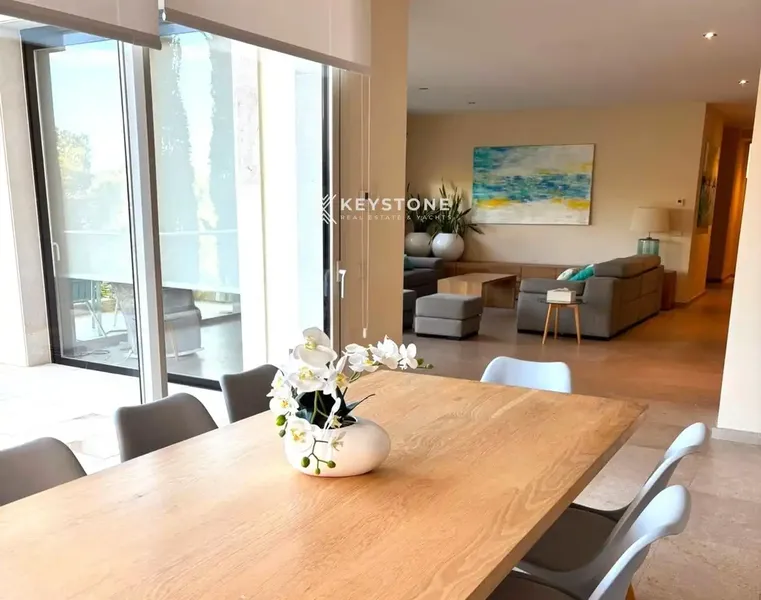 Exclusive apartment for long-term rent in one of the most prestigious residential areas in the southwest of Mallorca — photo 8