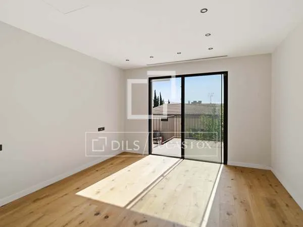 285m² house / villa with 83m² garden for sale in Genova, Palma — photo 10
