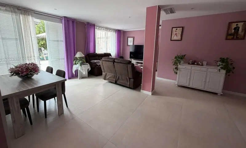 Planta baja en venta con 4 habitaciones, vestidor,... — photo 4