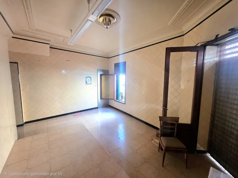 Ground floor in Arxiduc — photo 1