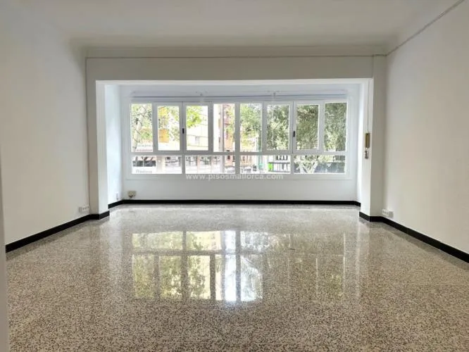 Apartment in Palma de Mallorca, Marques de Fontsanta Area — photo 1
