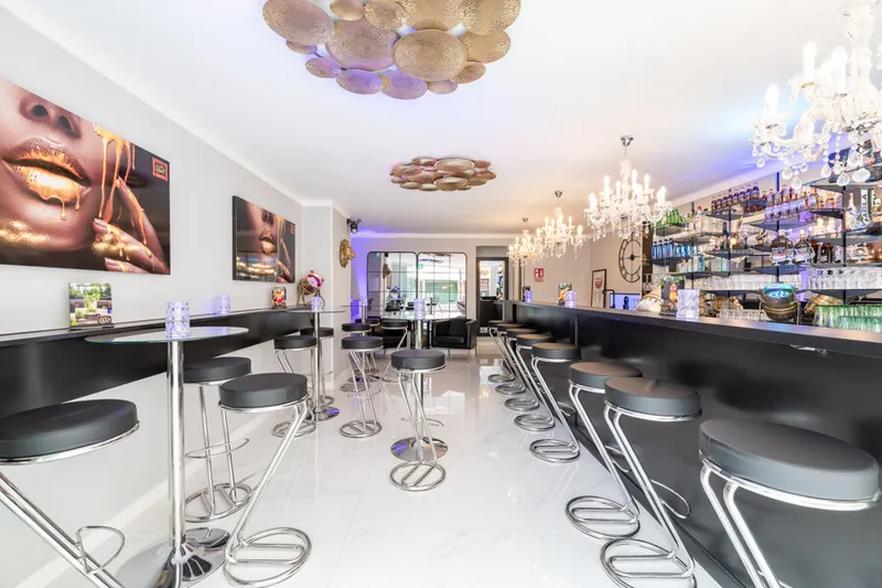 For Sale! Newly Renovated Bar with Terrace and Licence in Most Wanted Area of Magaluf — photo 1