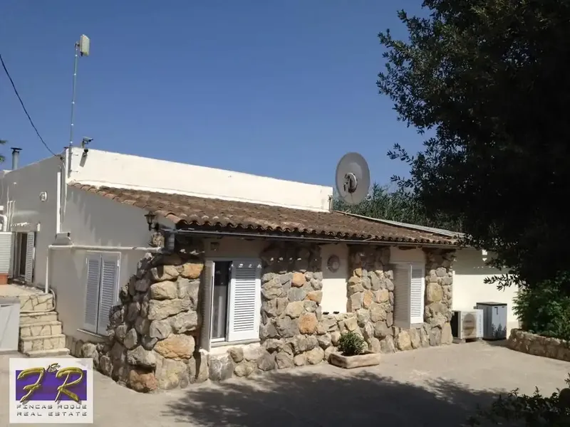 Welcome to Fincas Roque, where we present an exclusive rustic finca in a privileged location between Alcudia and Sa Pobla, in the beautiful — photo 11