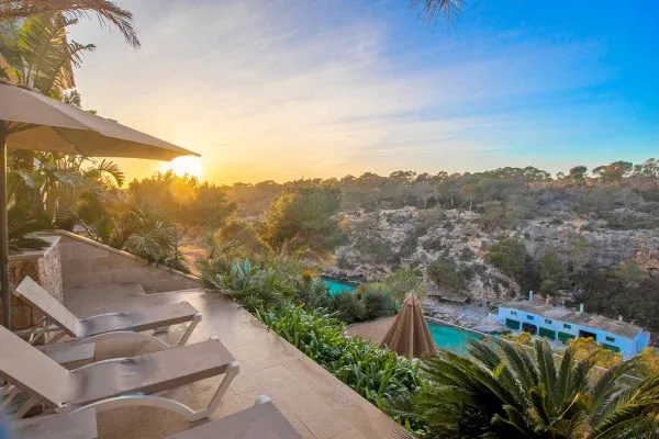 Semi-detached house in a dream location with sea view in Cala Pi — photo 1