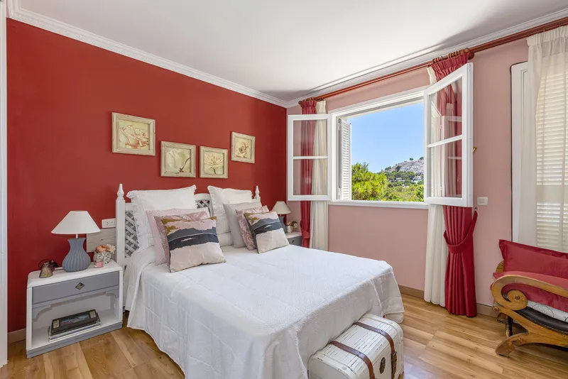 Apartment in Santa Ponsa with sea views — photo 8